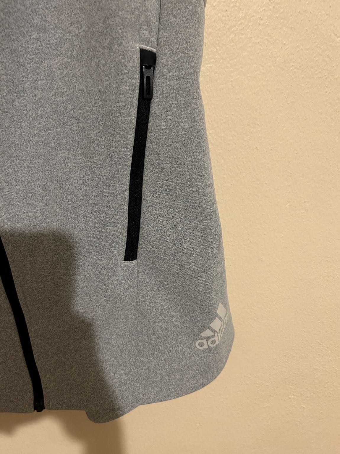 Adidas yelek — görsel 8/8