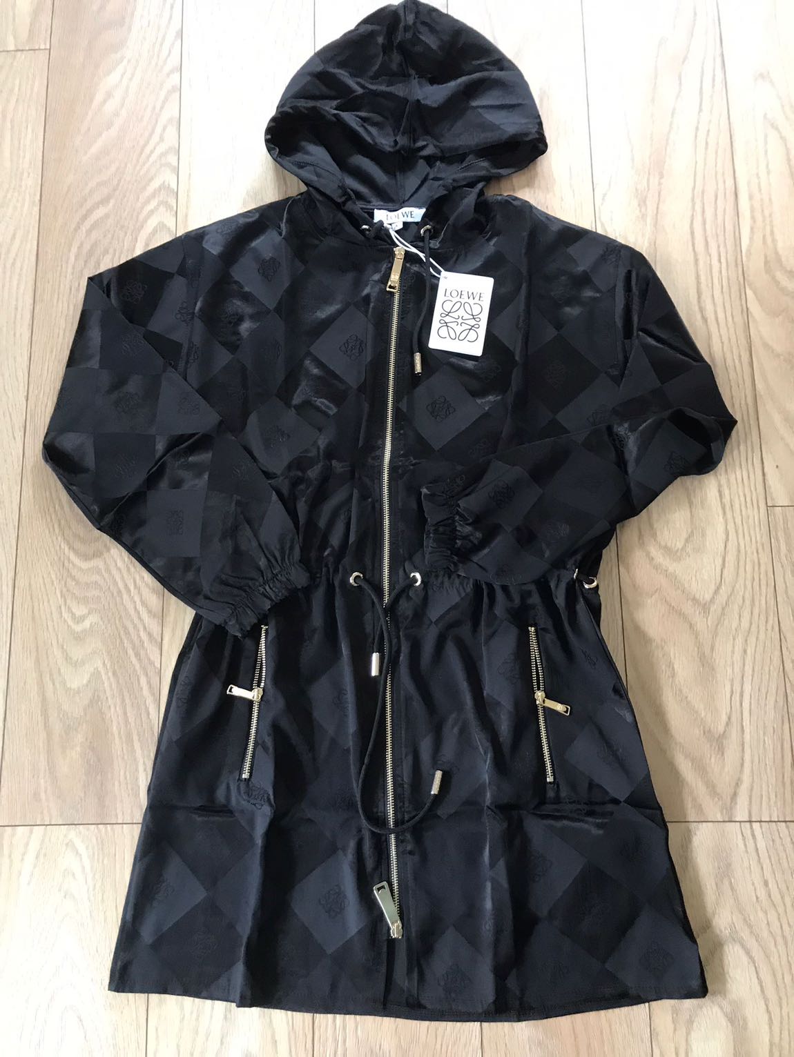 LOEWE — görsel 2/4