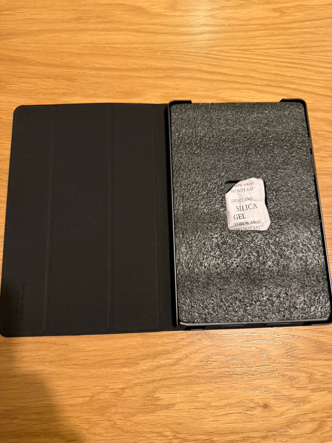 Siyah Samsung Galaxy Tab A7 Kılıf — görsel 3/8