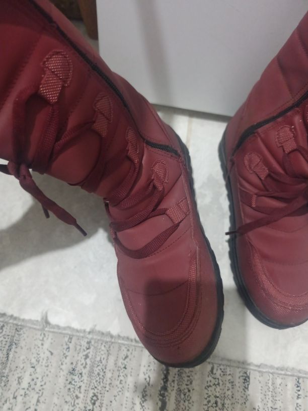 Bordo Kar Botu — görsel 4/7