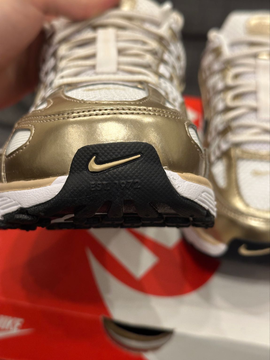P-6000 White Grain Metallic Gold — görsel 5/8