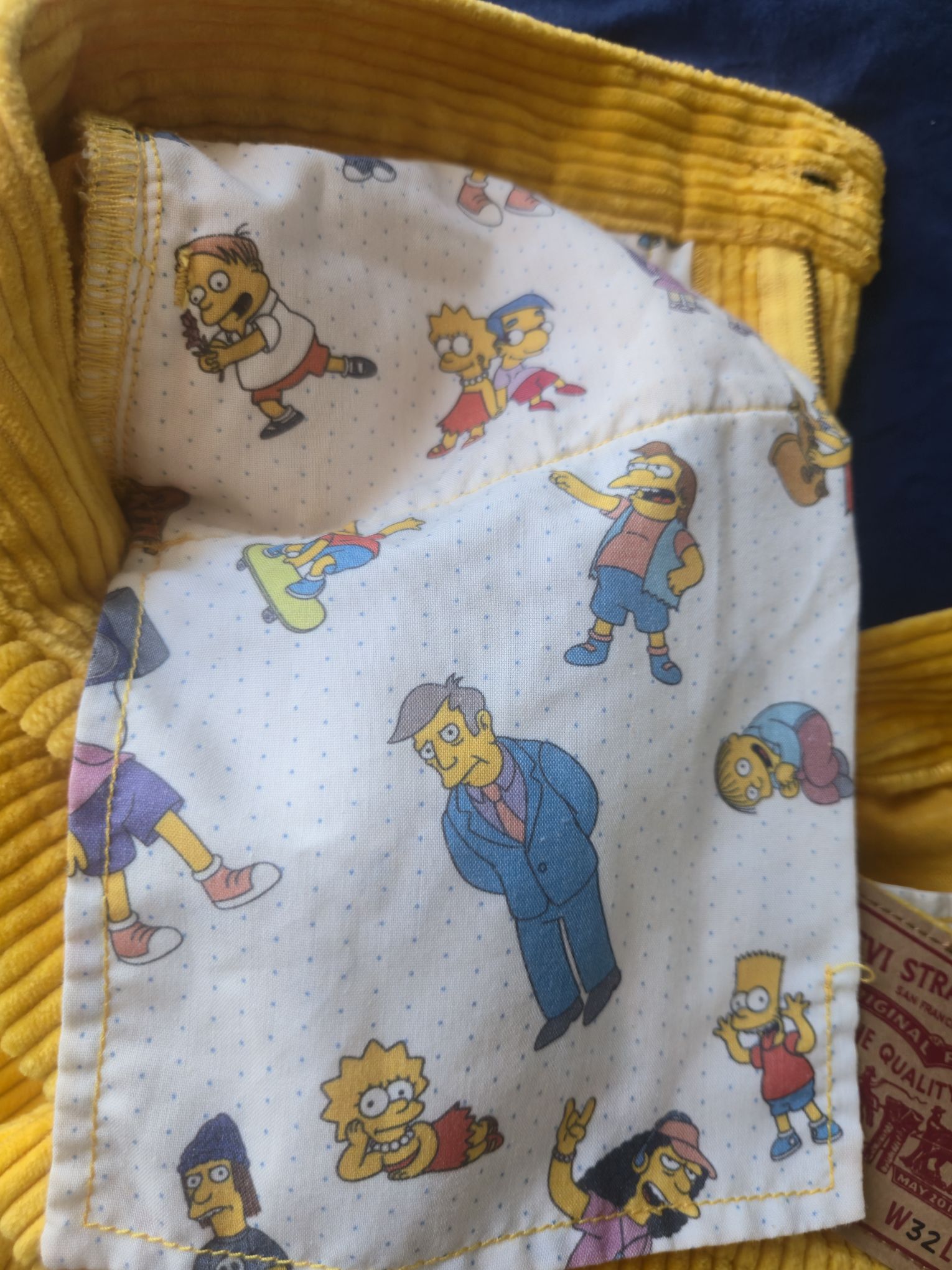 LEVI’S® THE SIMPSONS™ HIGH LOOSE CORD — görsel 5/6