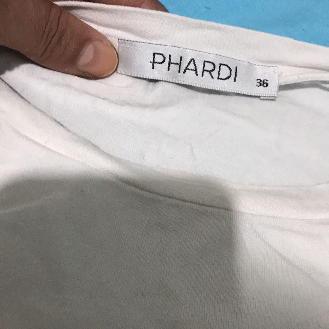 Yaprak Desenli Beyaz T-Shirt — görsel 3/3