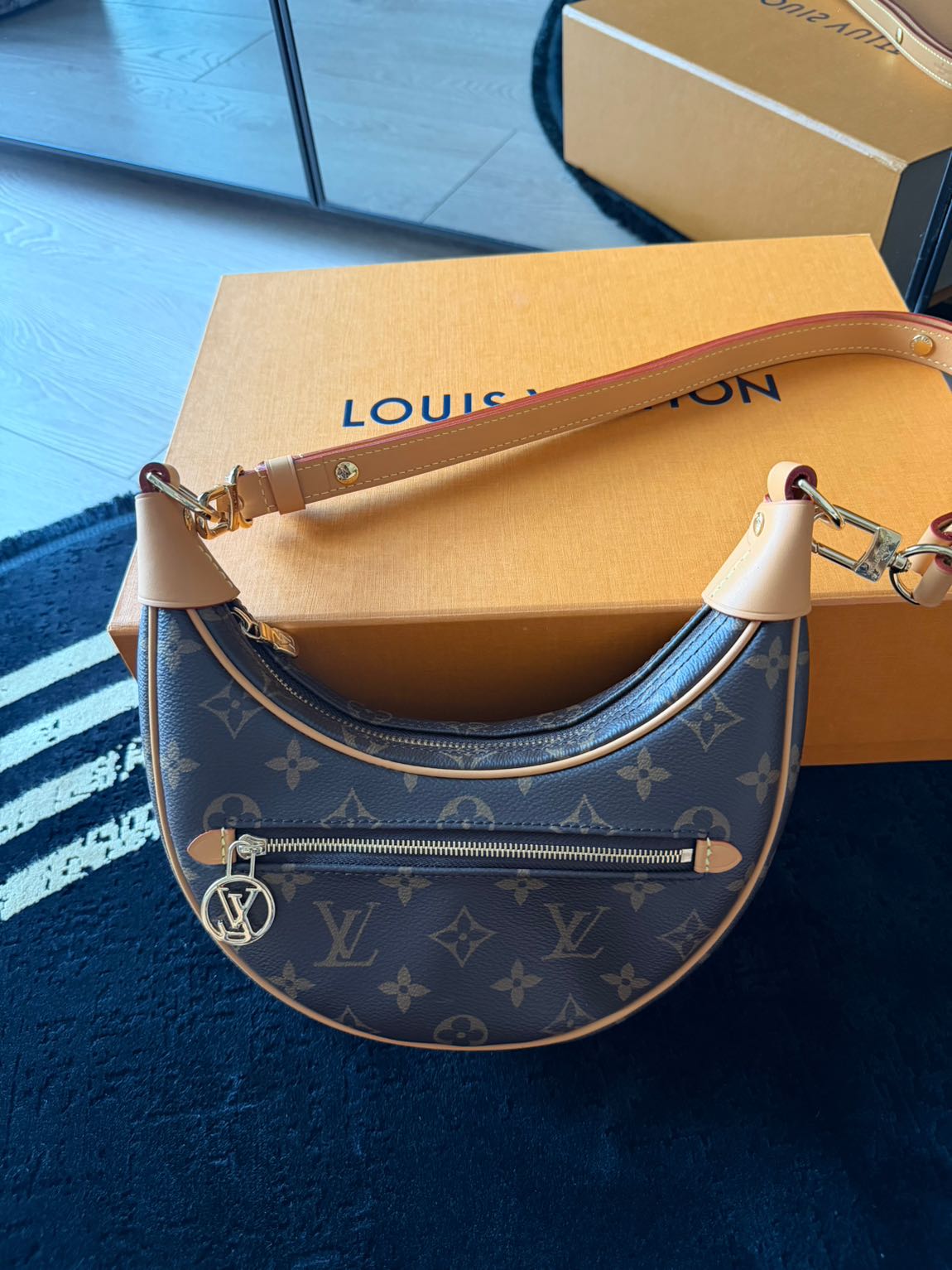 Louis Vuitton Loop — görsel 3/7