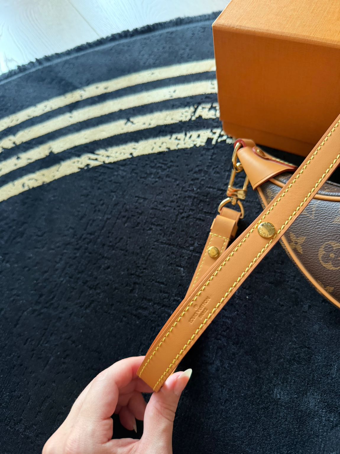 Louis Vuitton Loop — görsel 7/7