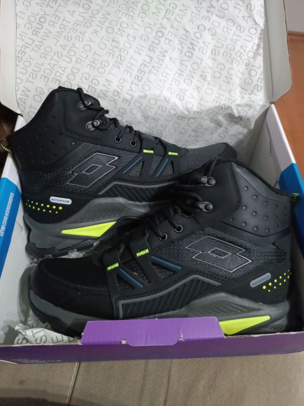 Lotto Siyah Outdoor Bot — görsel 2/4