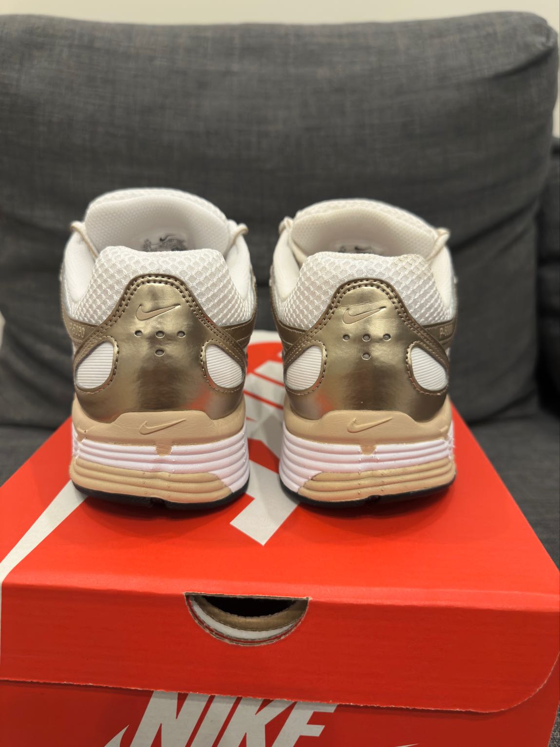 P-6000 White Grain Metallic Gold — görsel 8/8