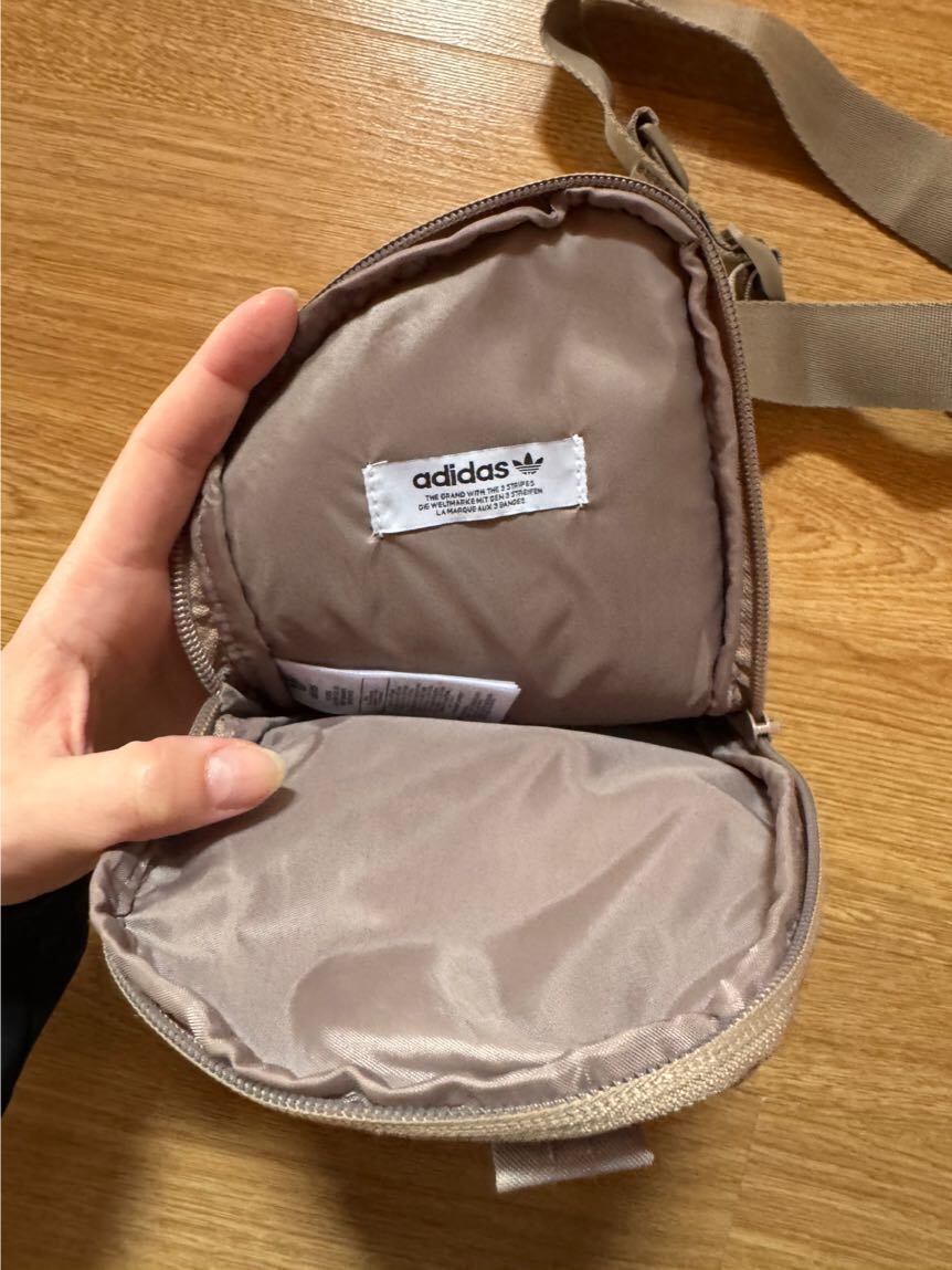 Adidas Askılı Çanta — görsel 6/8
