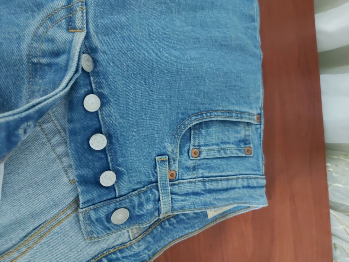 LEViS premium serisi — görsel 8/8