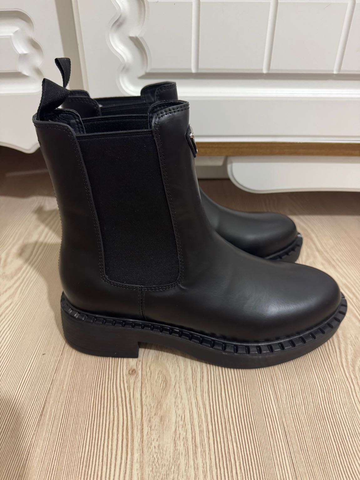 Prada Siyah Deri Bot — görsel 5/8