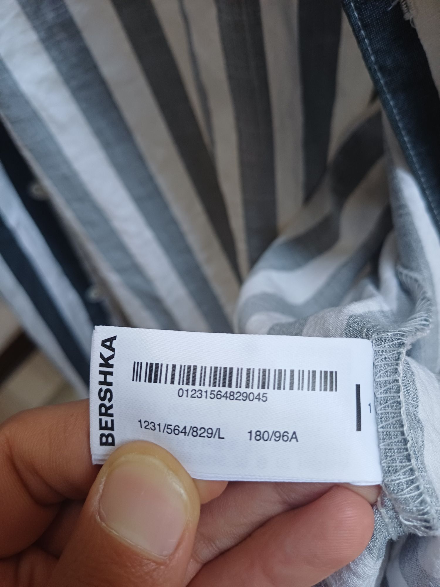 Bershka Erkek Dikey Çizgili Gömlek — görsel 5/7