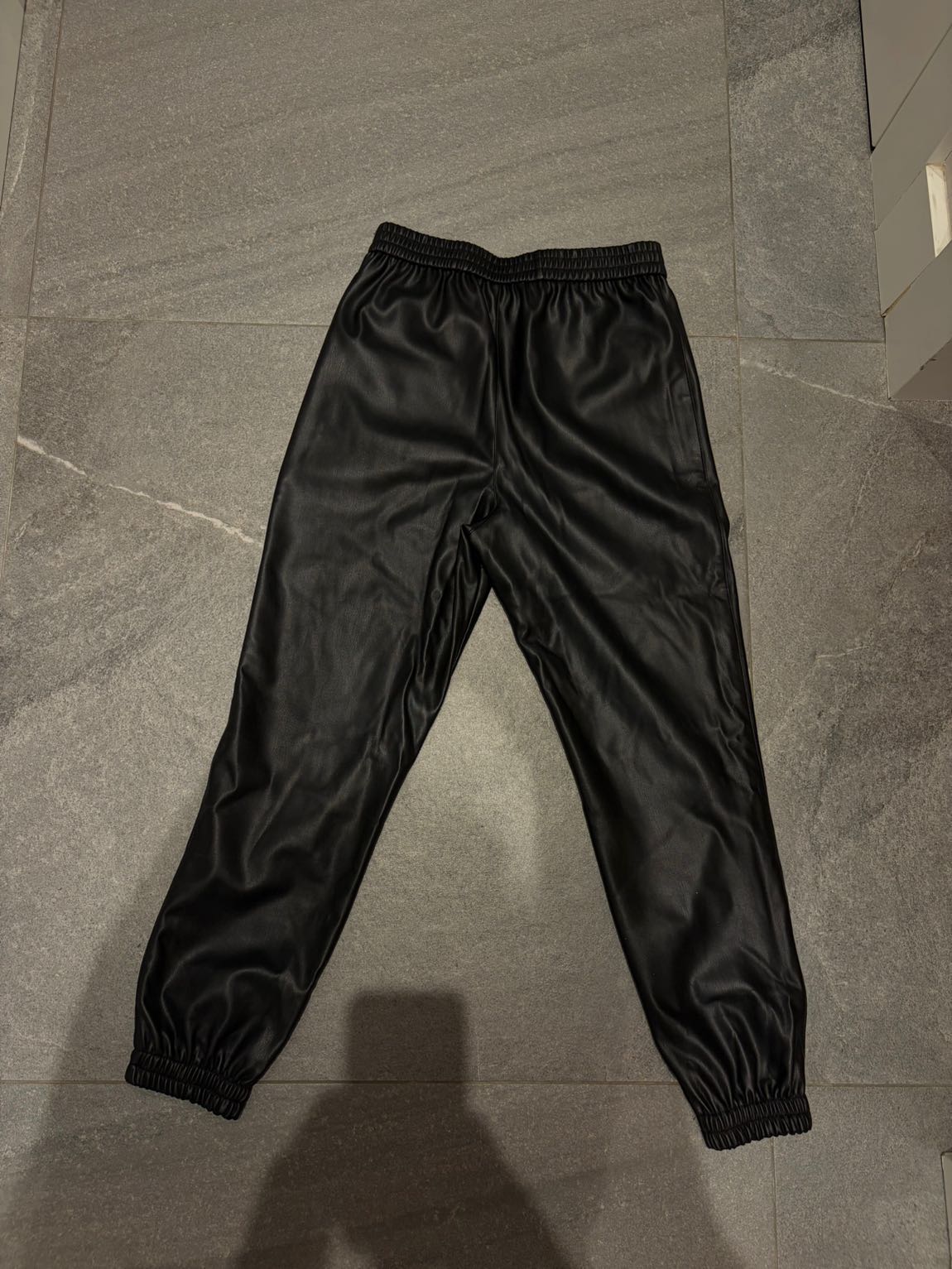 Zara Suni Deri Jogger Pantolon — görsel 4/6