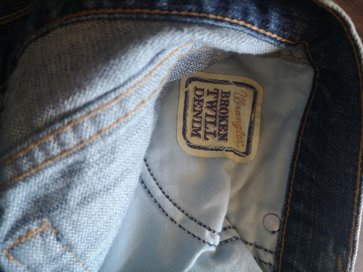 Wrangler Jean — görsel 4/4
