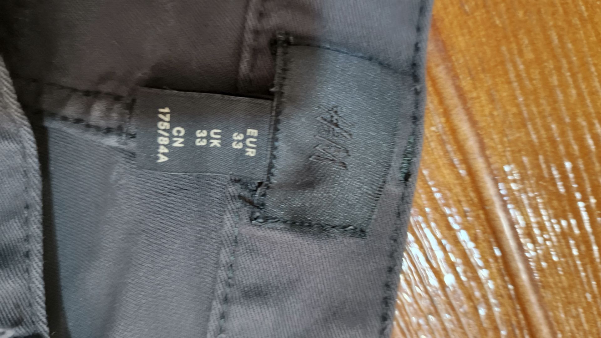 H&M marka hafif likralı jeans pantolon.. — görsel 8/8