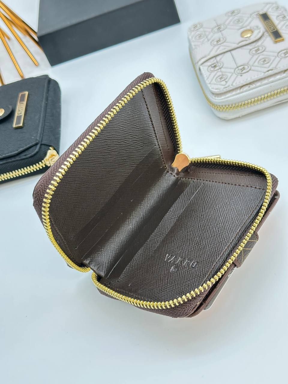 kücuk adele — görsel 7/8