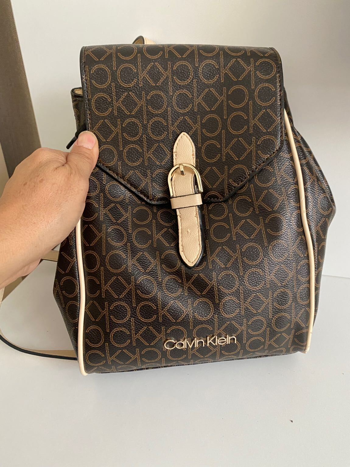 Calvin Klein Sırt Çantası Kahve — görsel 2/8