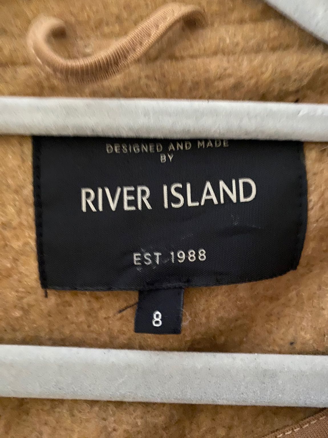 River Island — görsel 7/7