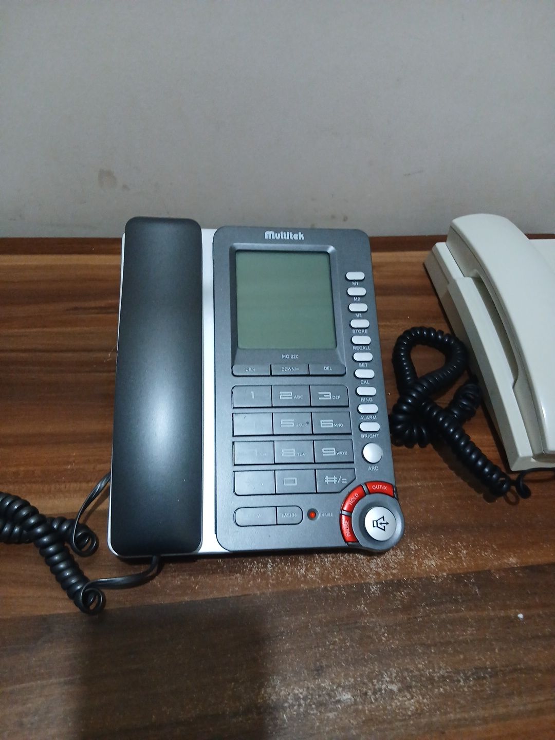 Multitek MC 220 Telefon — görsel 5/5