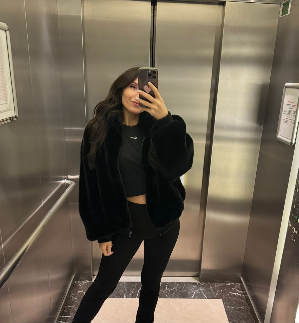 Zara Siyah Peluş Mont — görsel 4/4