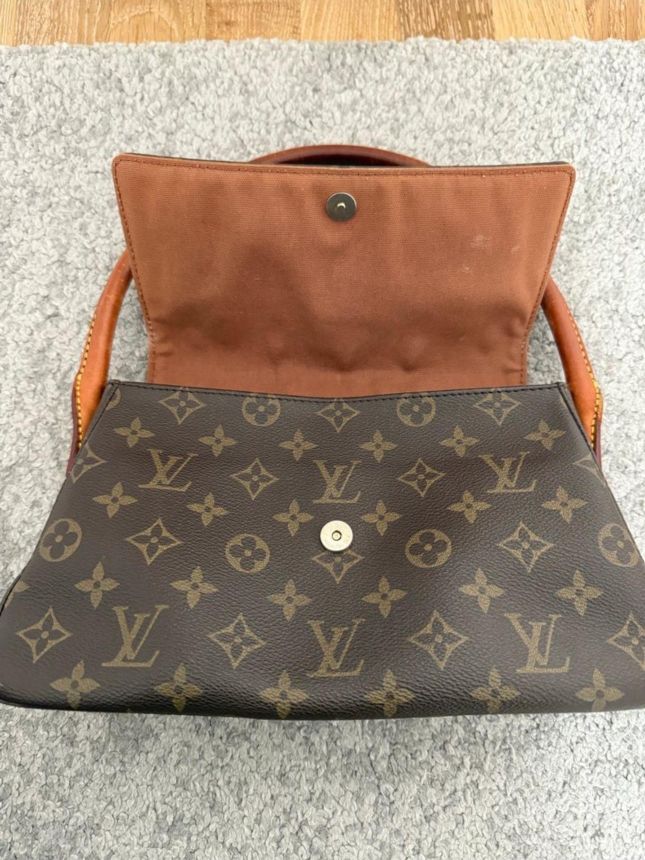 Louis Vuitton looping pm — görsel 4/7
