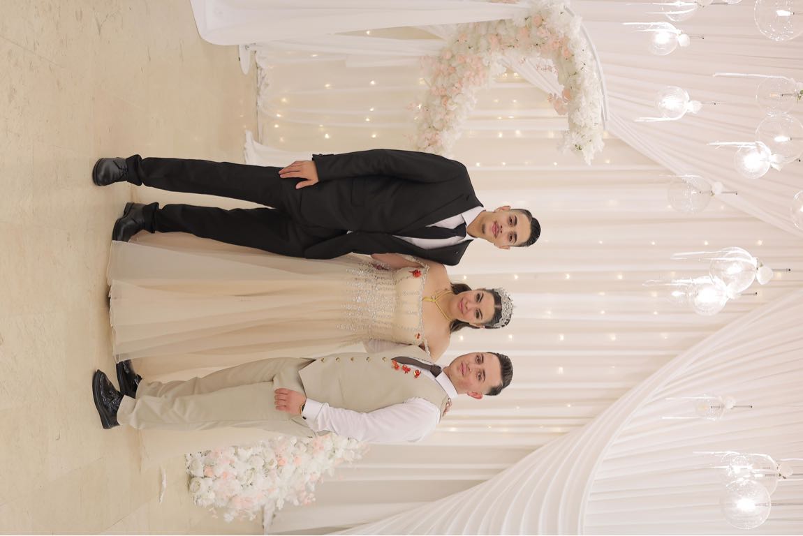 Omur Inn Nişan Abiyesi — görsel 5/6