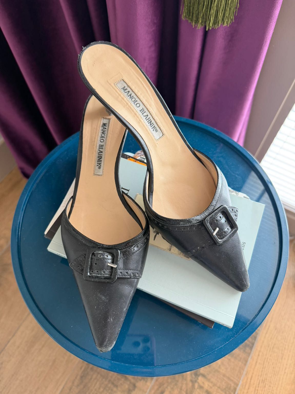 Manolo Blahnik İkinci El Çanta, Ayakkabı ve Giyim Modelleri
