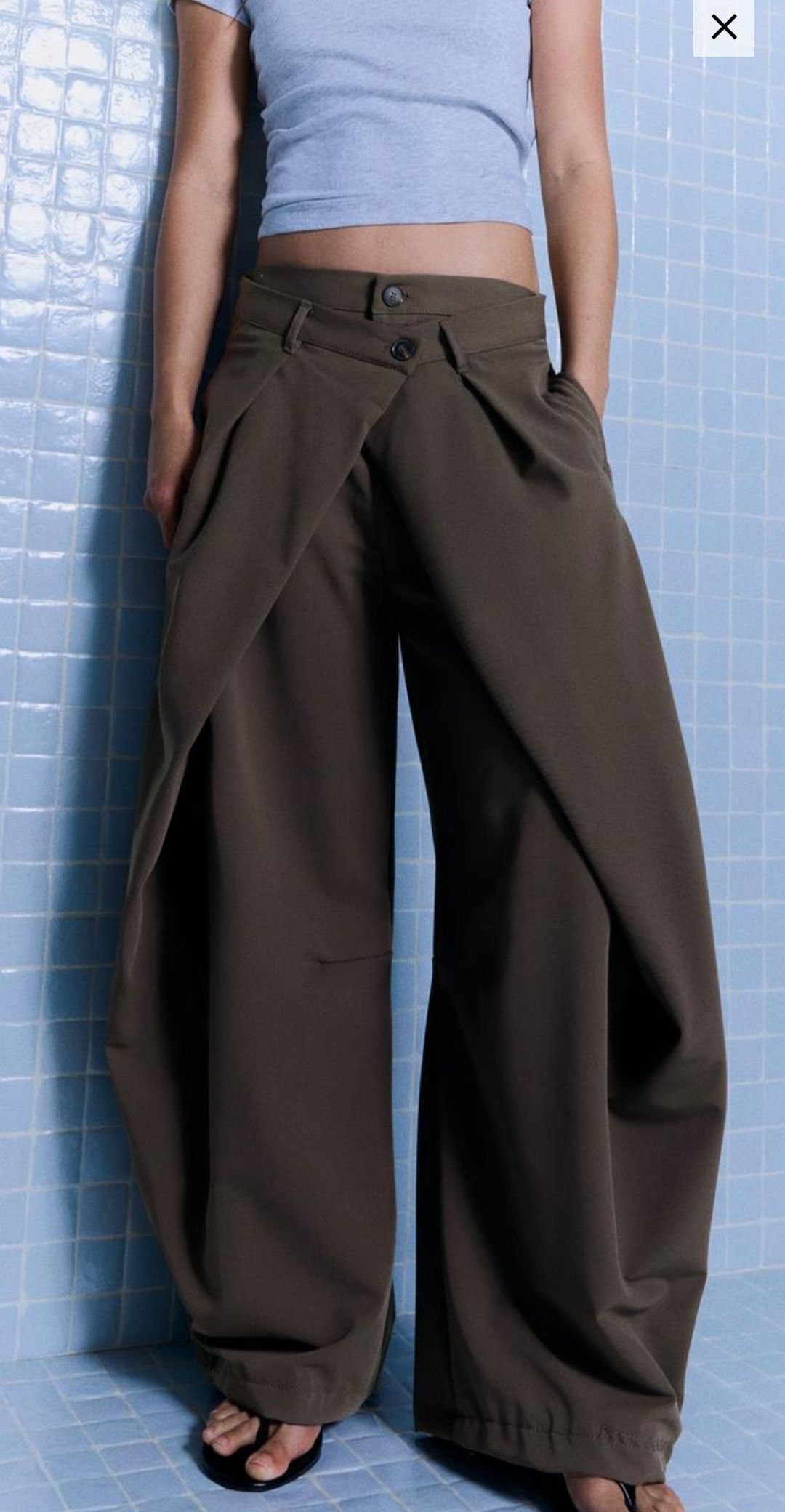 Bershka Çift Düğmeli Pantolon — görsel 3/6