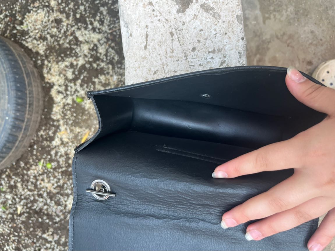 Yves Saint Laurent Desenli Çanta — görsel 6/6