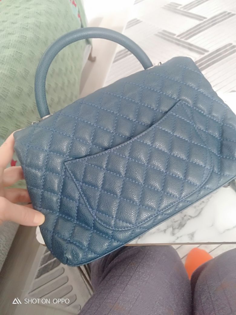 Chanel Kapitone Omuz Çantası — görsel 5/8