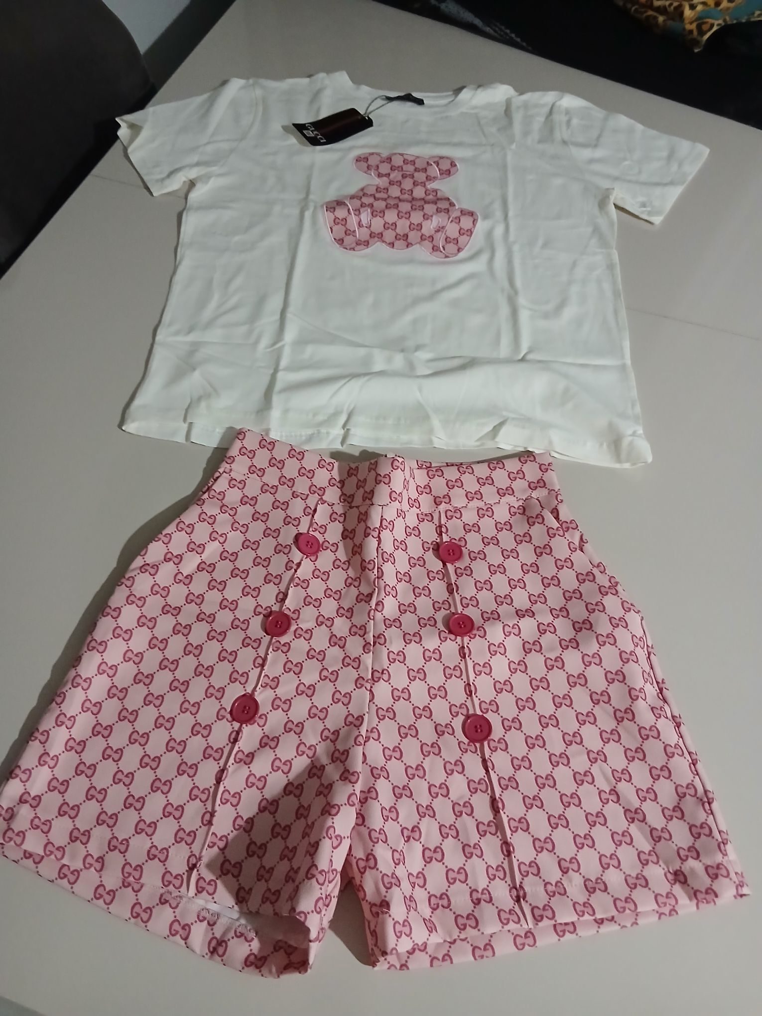 gucci şortlu takım — görsel 2/5