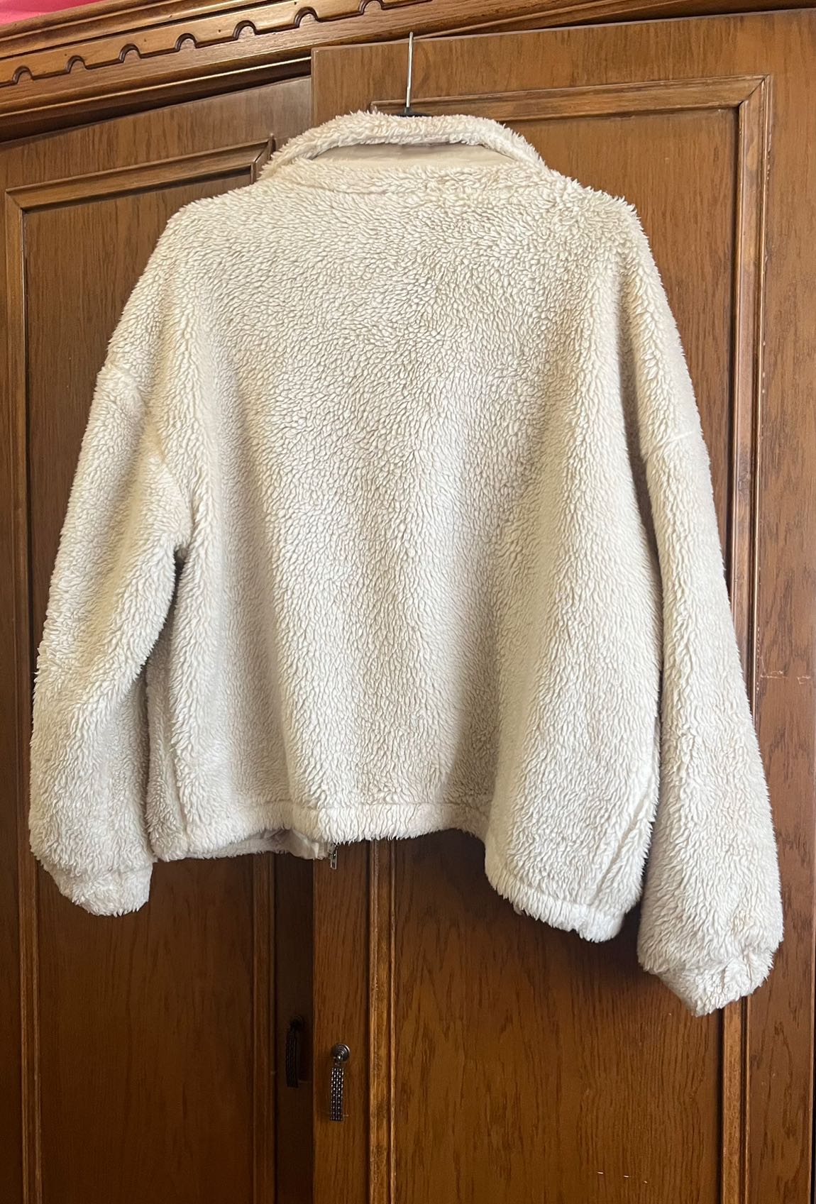 TRENDYOL MİLLA Krem Peluş Polar Ceket — görsel 3/3