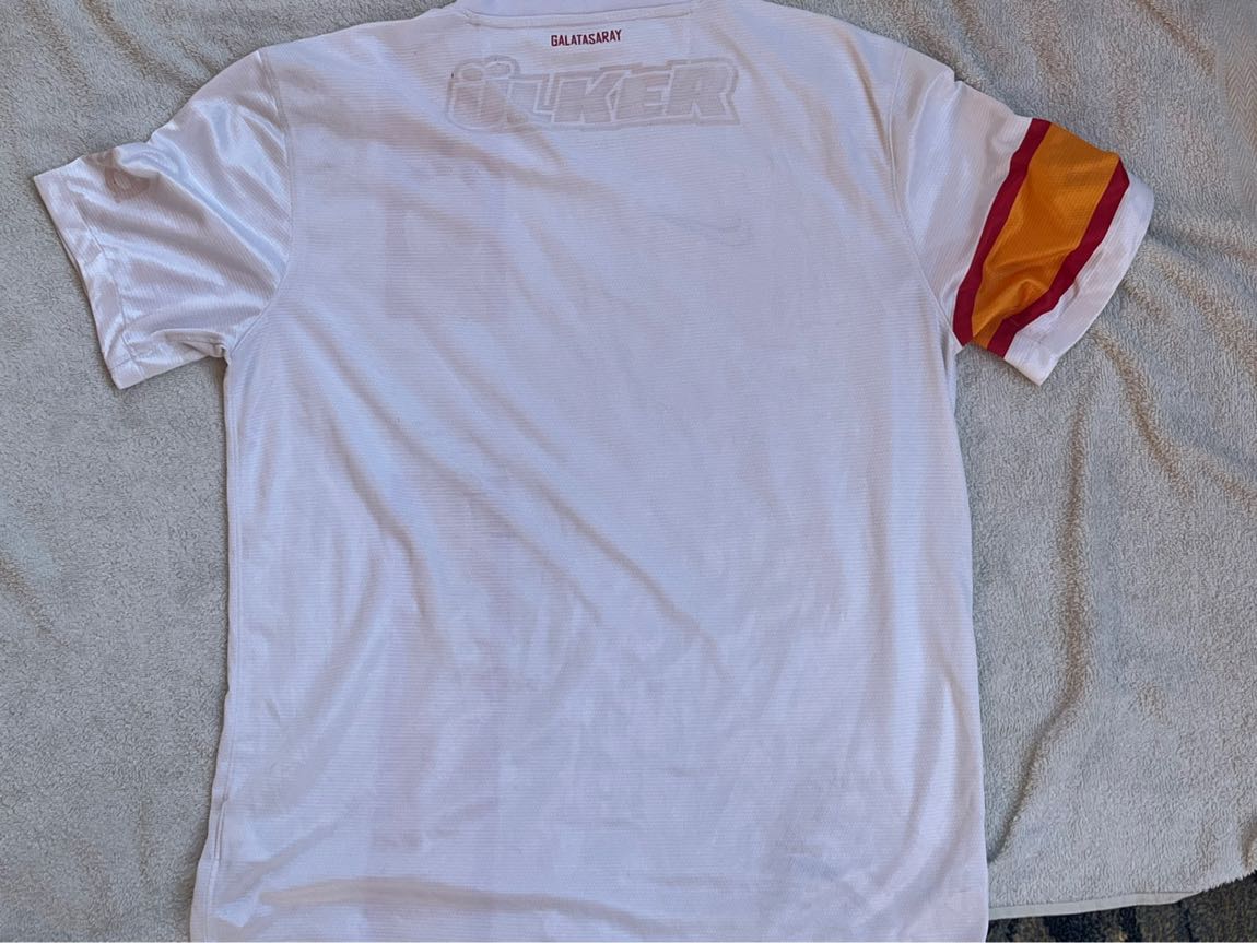 Galatasaray Forma Beyaz orijinal — görsel 3/8