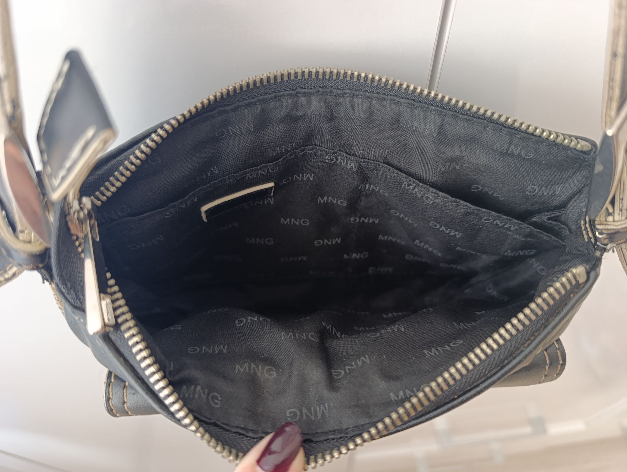 Mango Vintage 2000s Kol Çantası Siyah — görsel 7/8