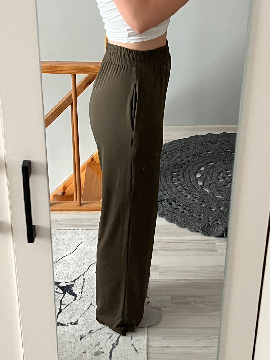 Haki Geniş Paça Pantolon — görsel 2/2