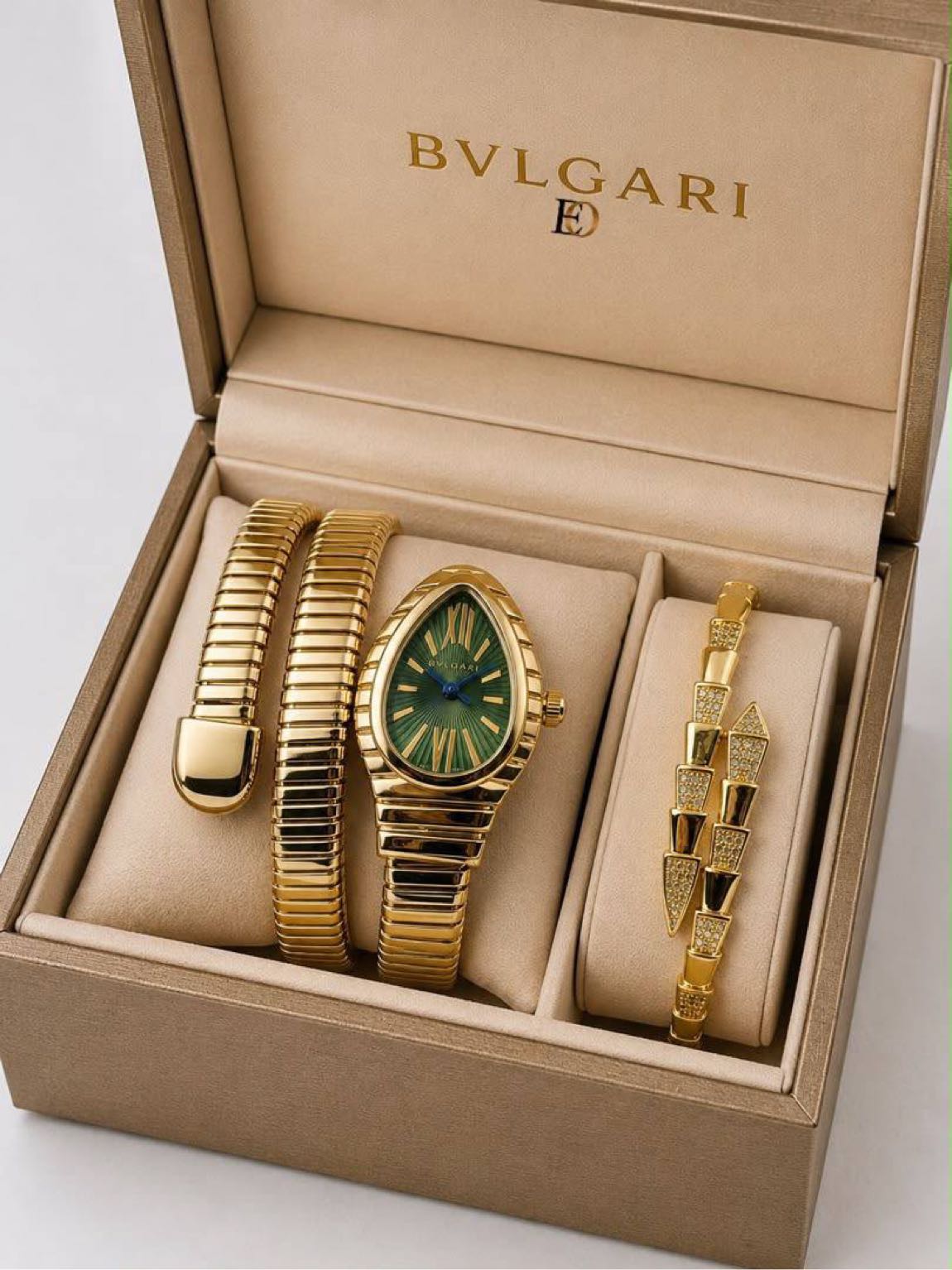 Bvlgari Kol Saati ve Bileklik Seti — görsel 5/8