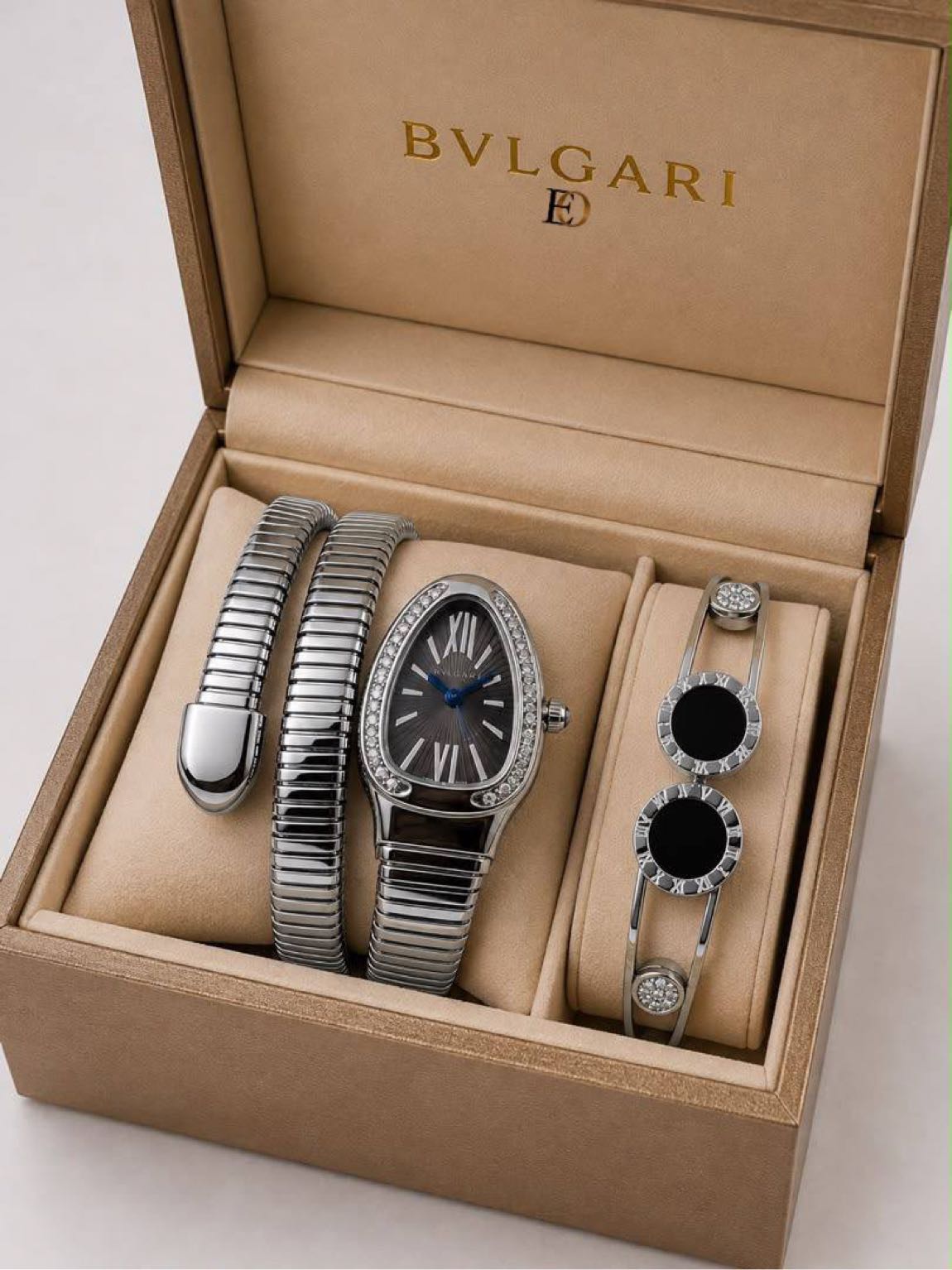 Bvlgari Kol Saati ve Bileklik Seti — görsel 6/8