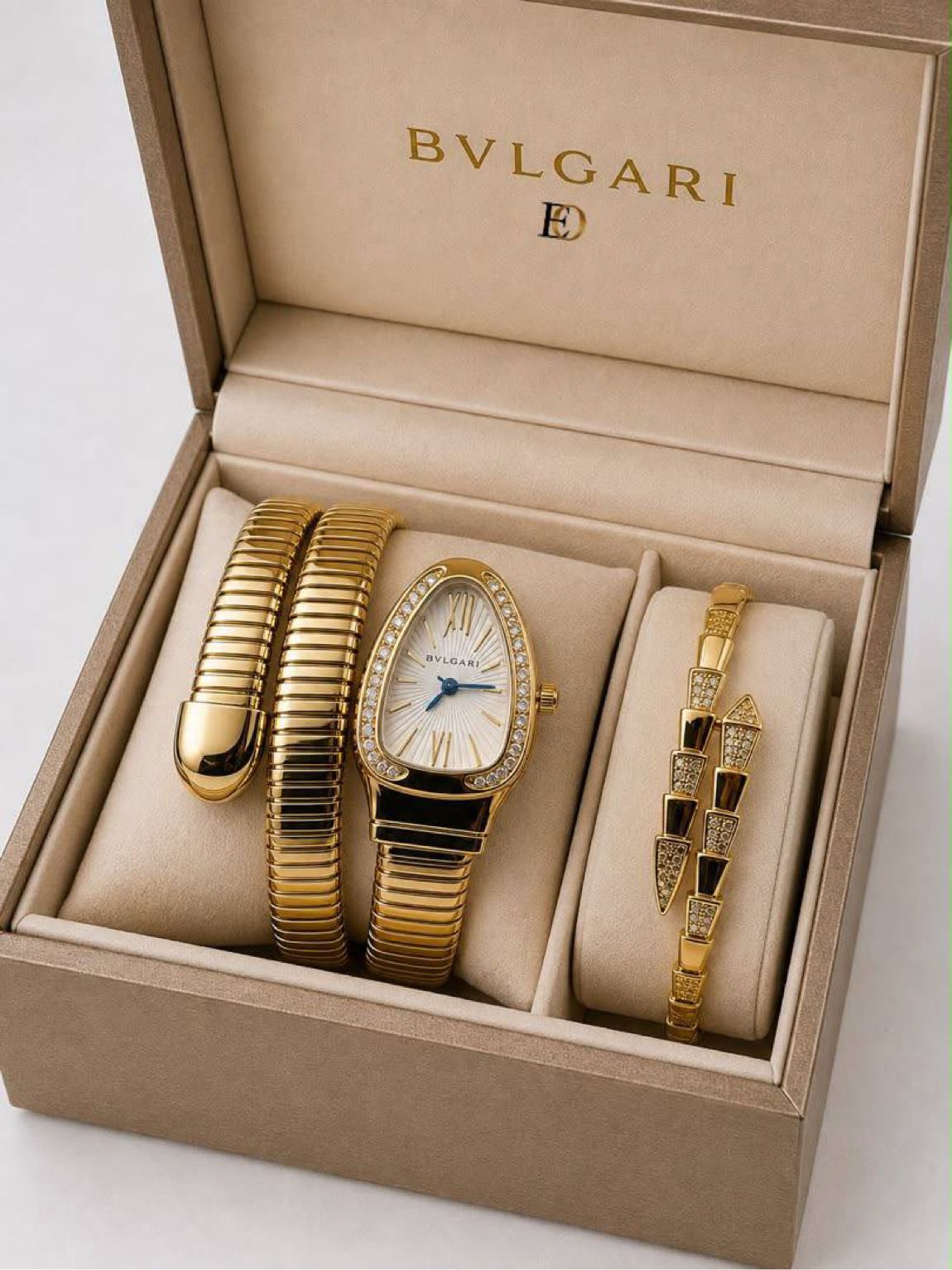 Bvlgari Kol Saati ve Bileklik Seti — görsel 7/8