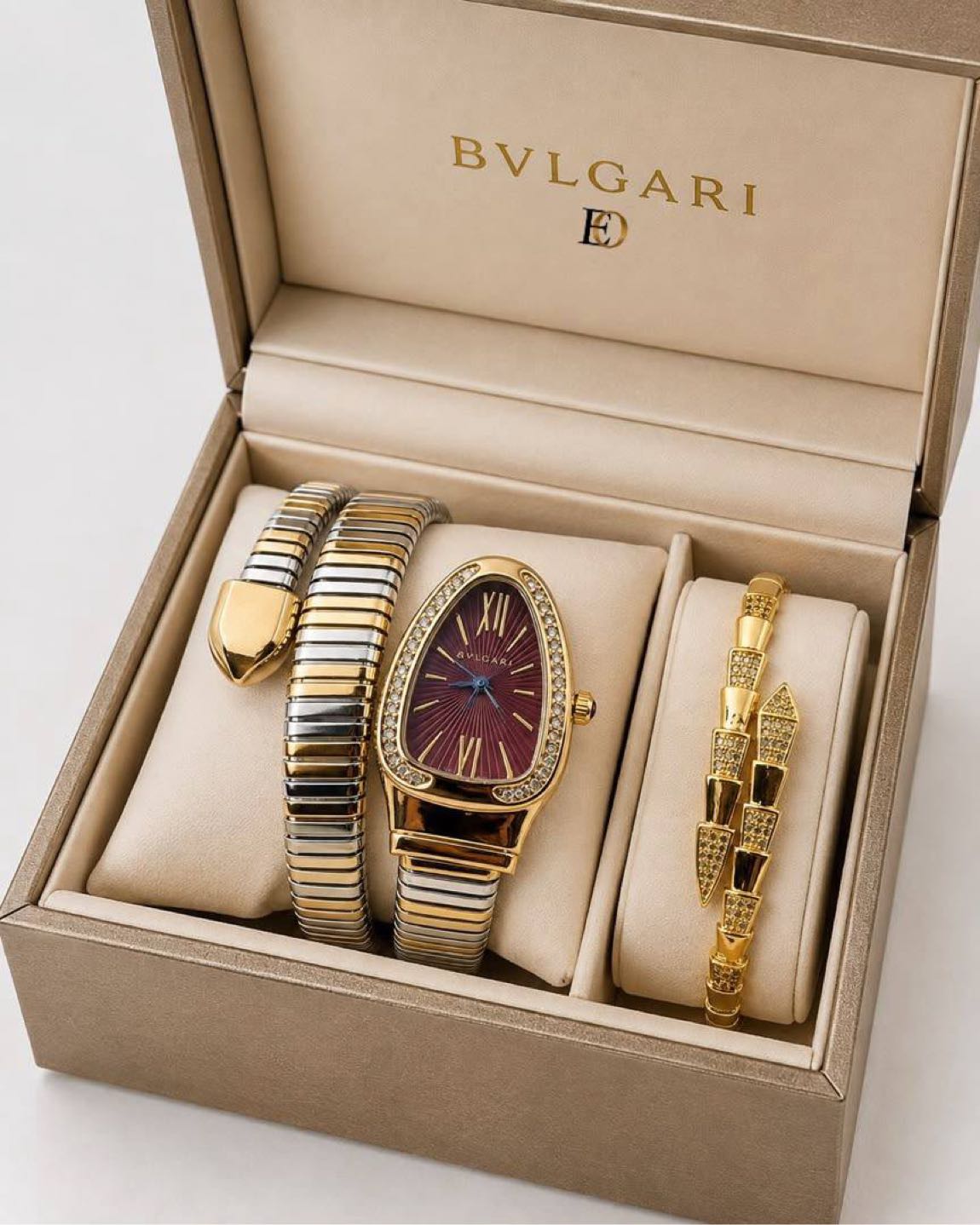 Bvlgari Kol Saati ve Bileklik Seti — görsel 2/8