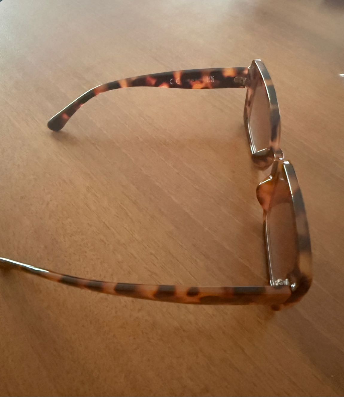 Stradivarius Güneş gözlüğü — görsel 2/2