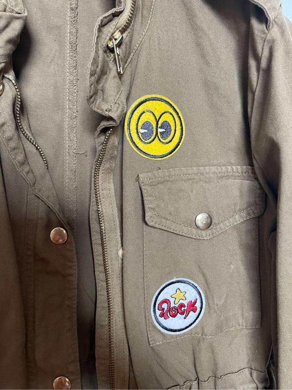 patch detaylı haki uzun ceket — görsel 7/8