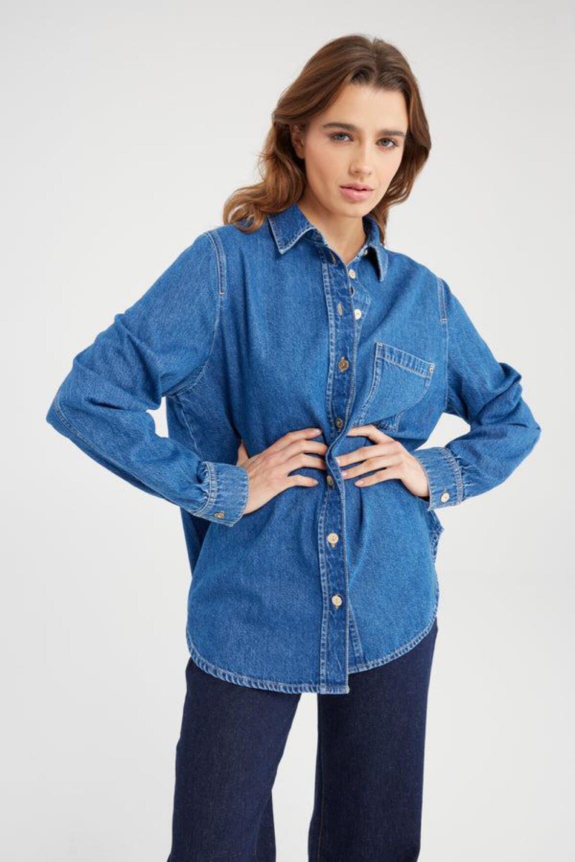 Cup of Joe Denim Oversize Gömlek — görsel 2/6