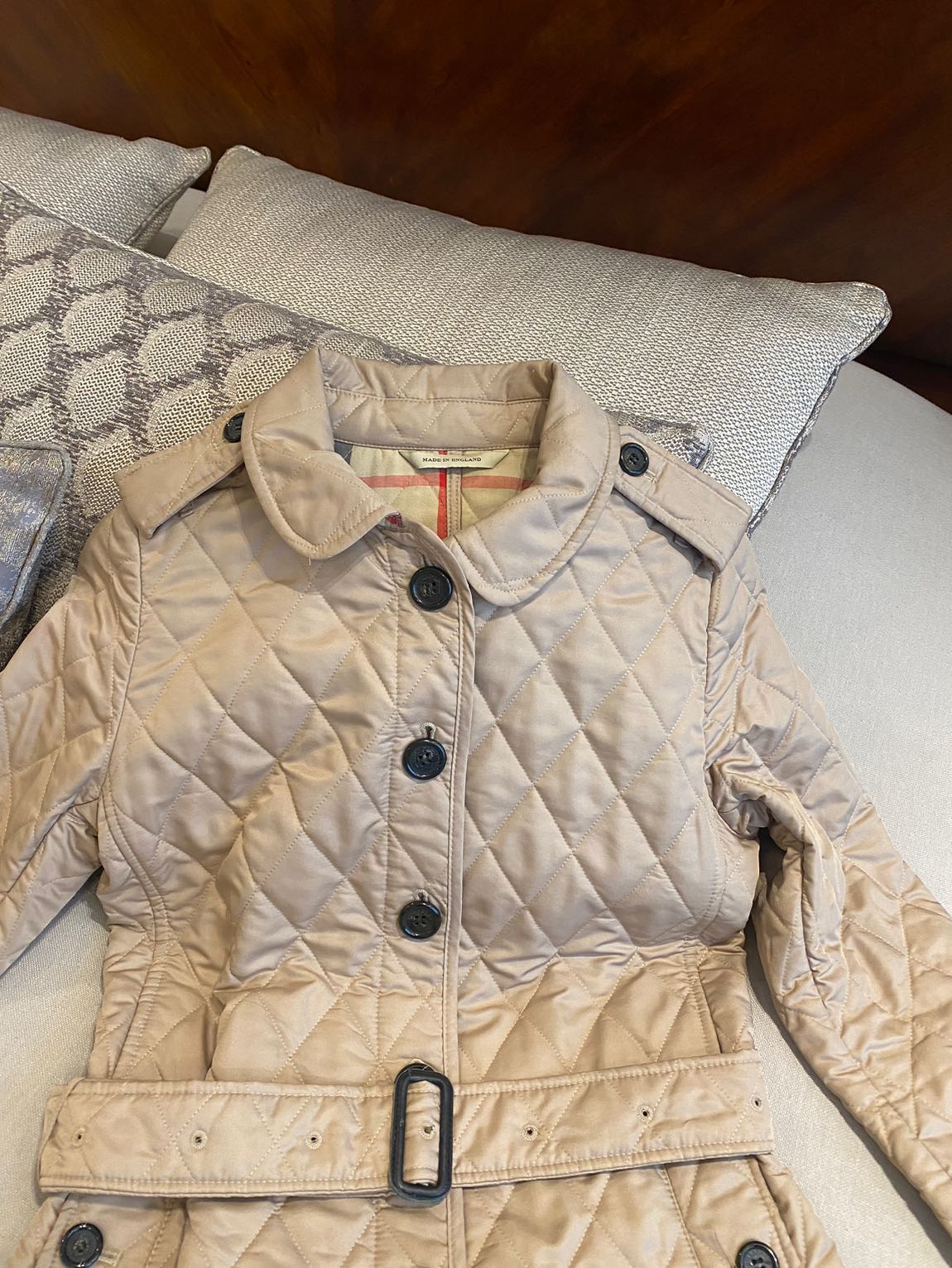 Burberry mont — görsel 2/6