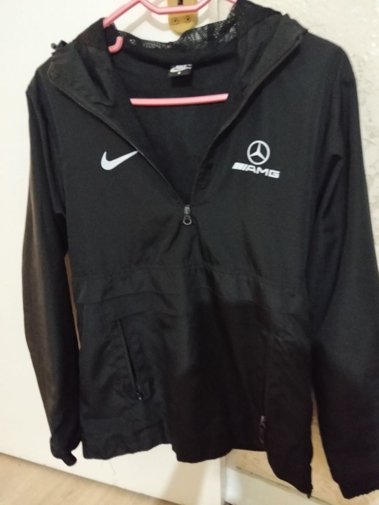 Nike Mercedes AMG Siyah Rüzgarlık — görsel 3/3