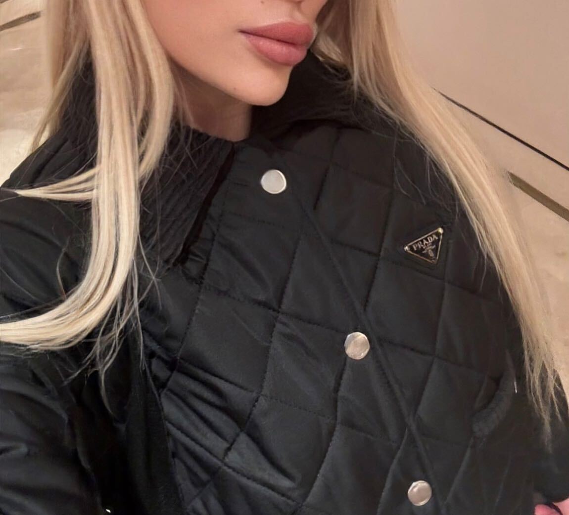 Prada kapitone ceket — görsel 5/5
