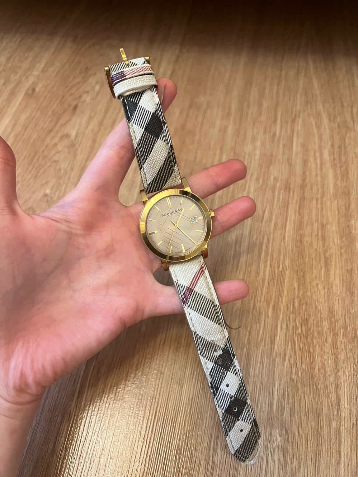 Orjinal Burberry Saat — görsel 2/6