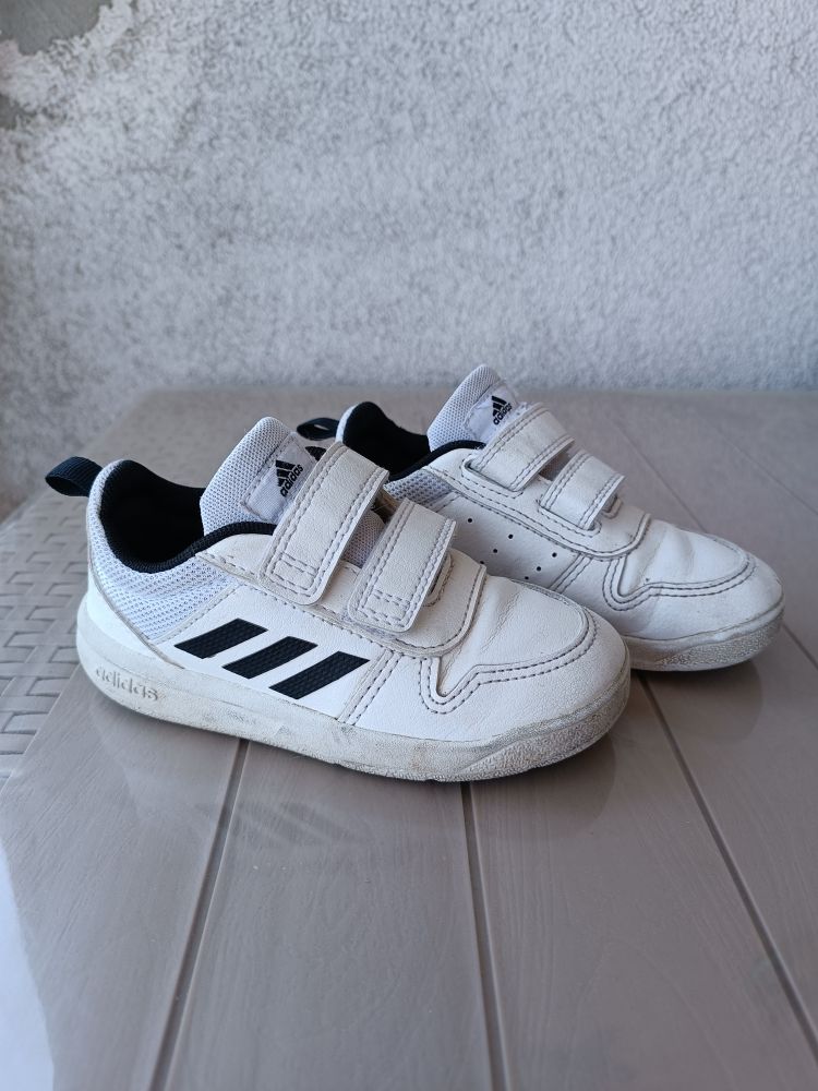 Adidas 25 Numara çocuk ayakkabı — görsel 8/8