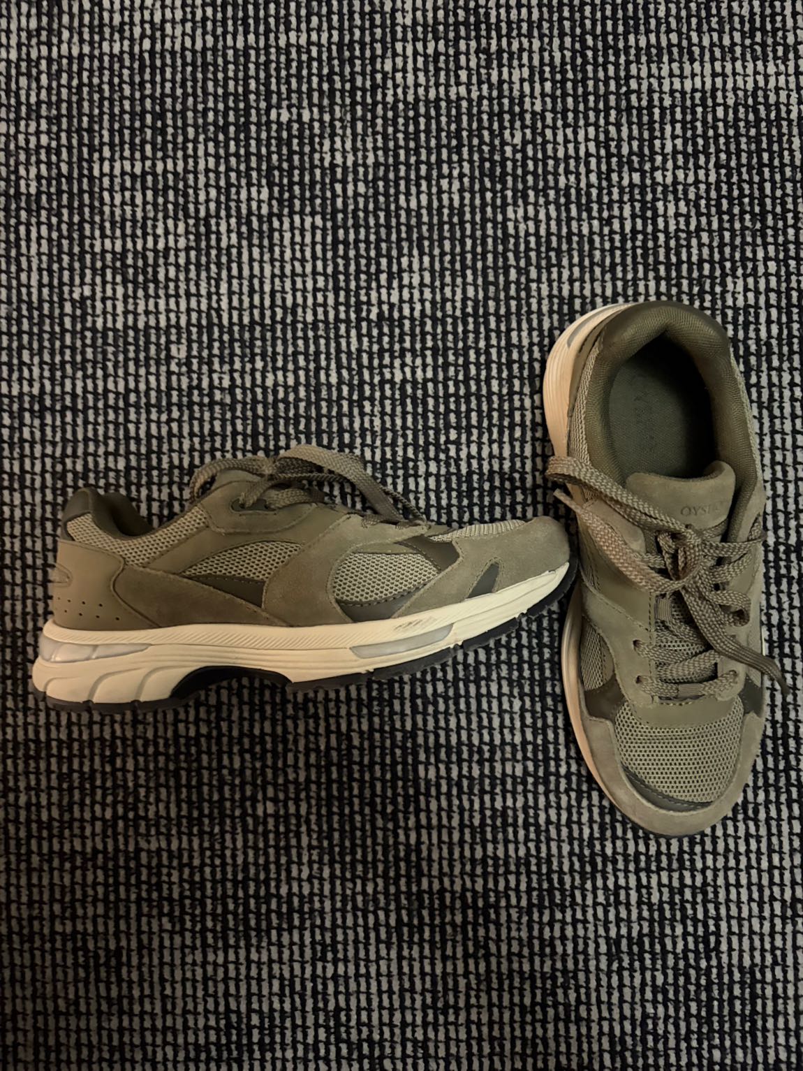 Oysho haki Sneaker — görsel 2/4