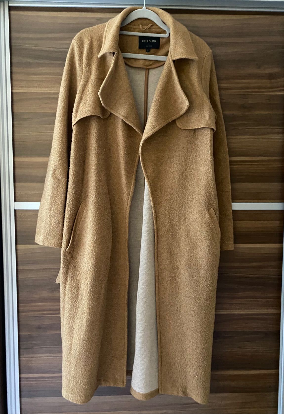 River Island — görsel 2/7