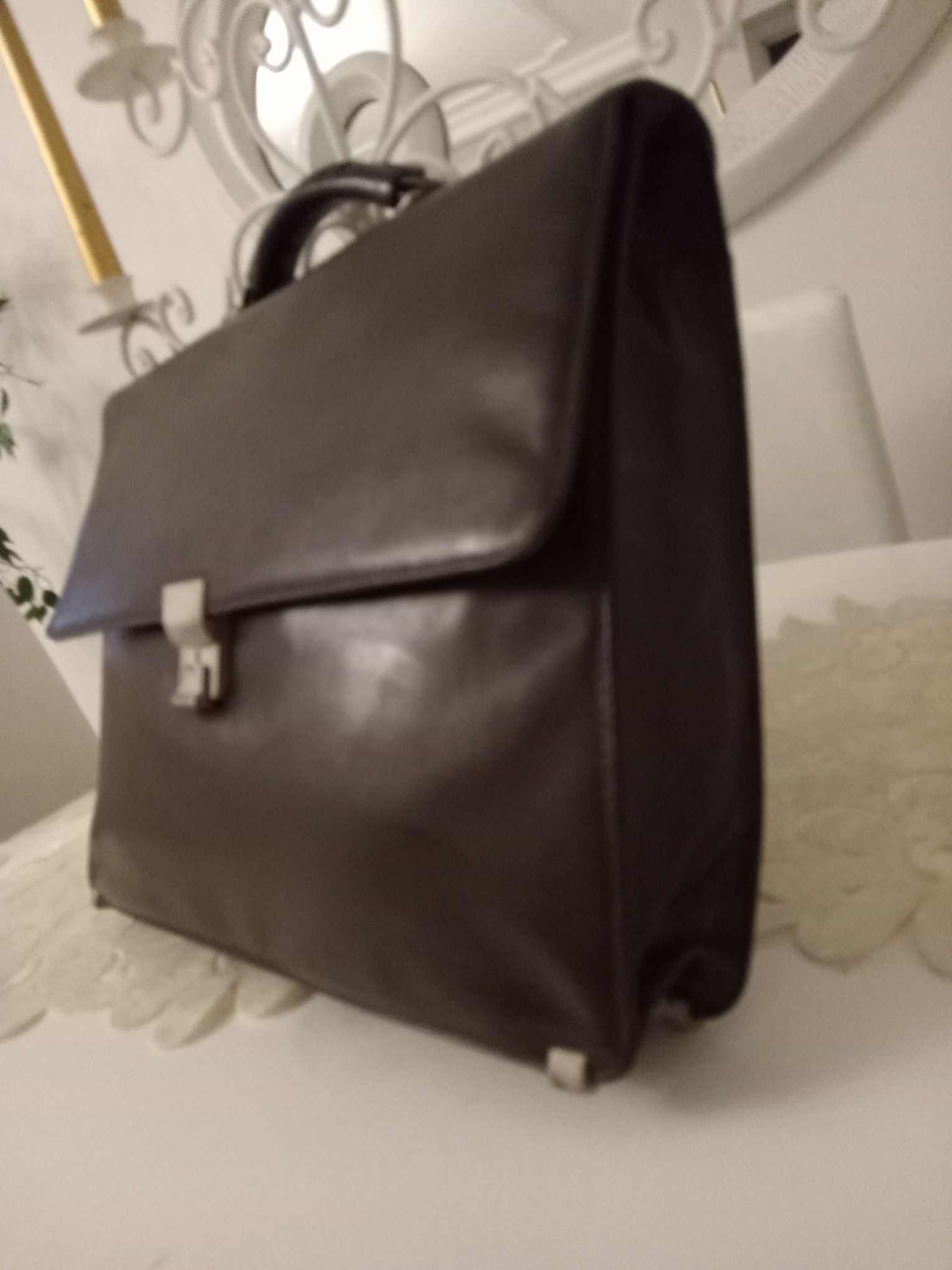 DESA DERİ EVRAK BAG — görsel 2/7