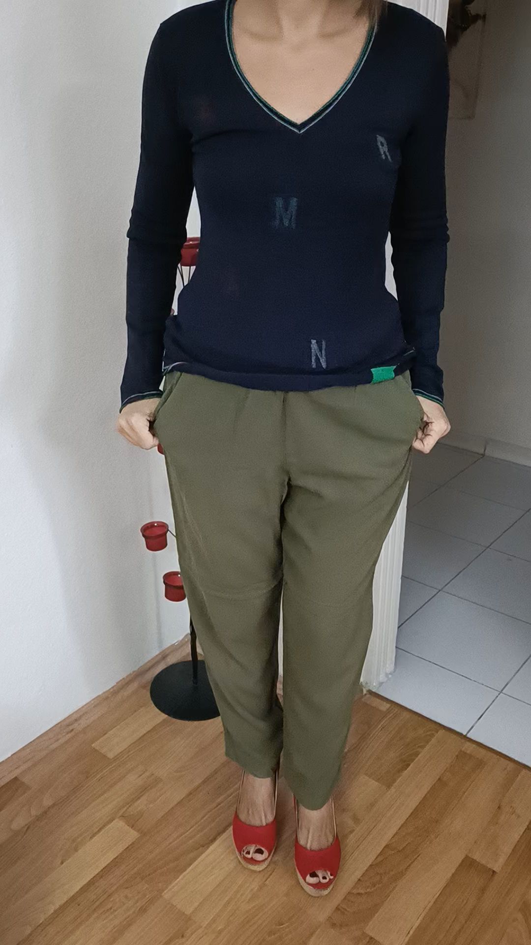 Armani Jeans V Yaka İnce Triko Kazak — görsel 5/8